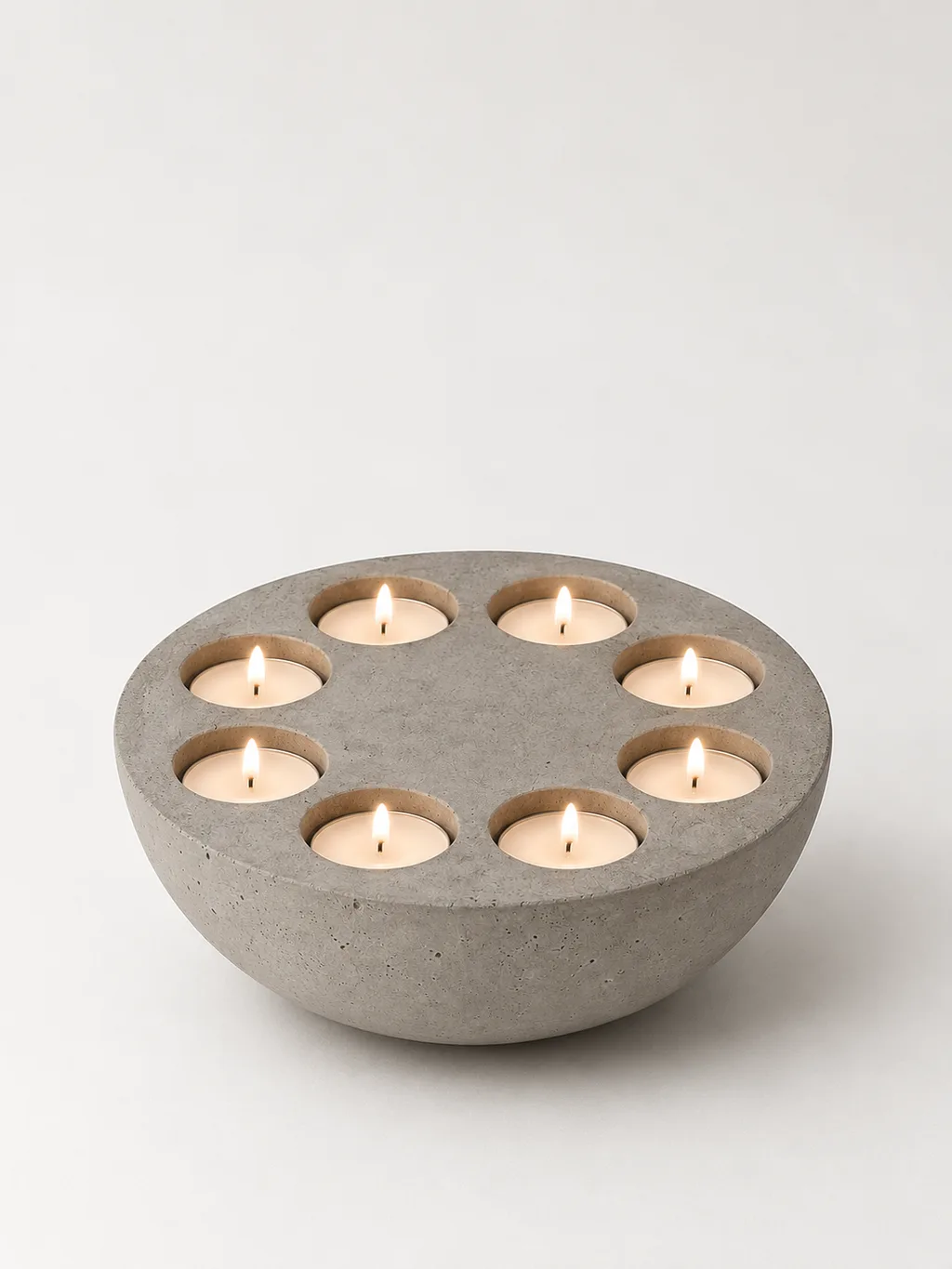 Candelabro ½ Esfera en concreto — Silente Estudio