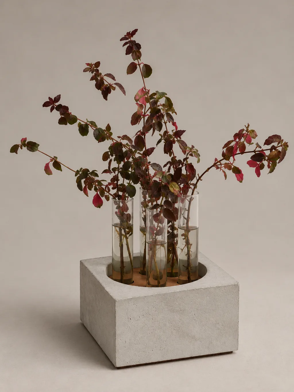 Florero 5 Glass en concreto — Silente Estudio